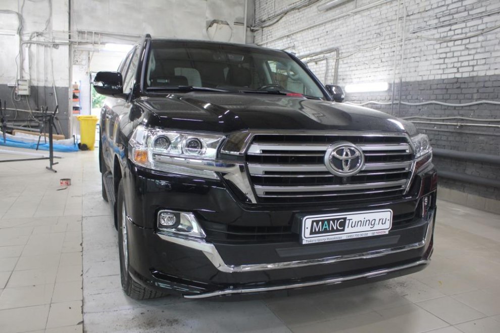 Обвес Executive Lounge NEW — установка на Toyota Land Cruiser 200