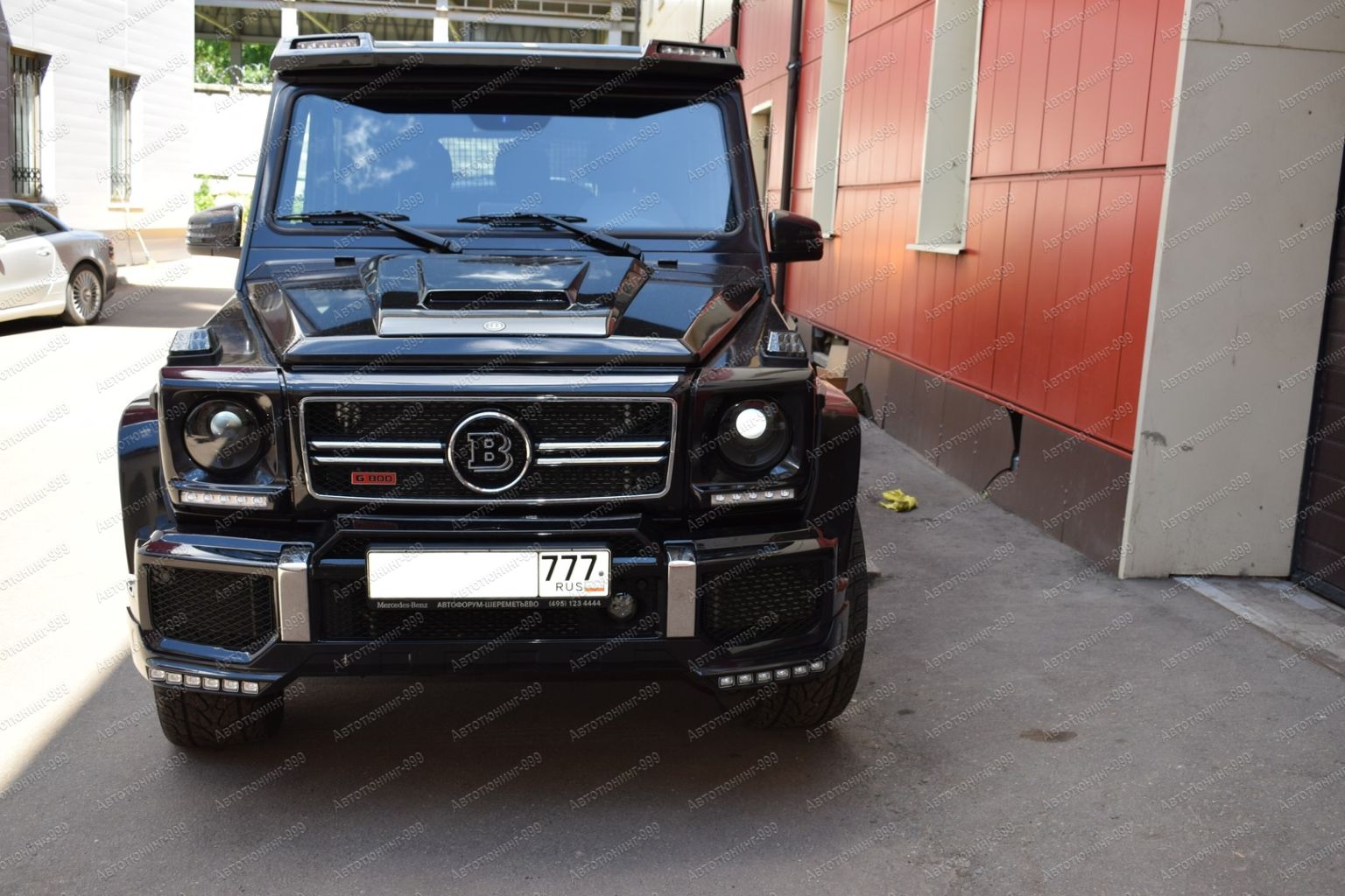 Накладка "ДОМИК" на Mercedes G-klass (W 463)